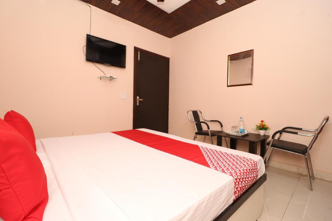 Oyo 28338 New Life Otel Banur Dış mekan fotoğraf